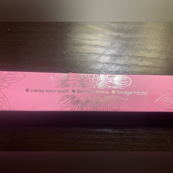 Pop Beauty kajel Pen in flirty Fushia. New in box. Eye liner + smudger - Picture 9 of 10